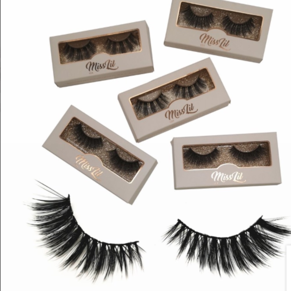 Miss Lil Eyelashes Extension # 5